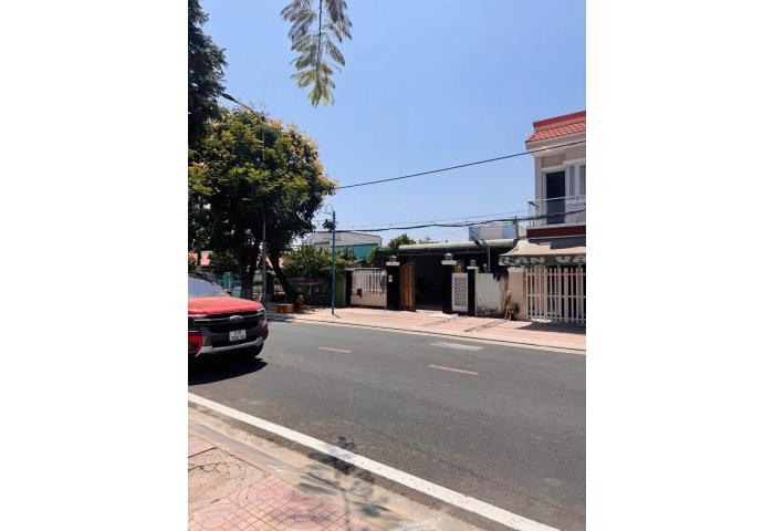 NHÀ MT DUYÊN HẢI SÁT VINHOME CẦN GIỜ 52TR/M2